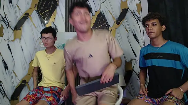 VERY_HOT_GUYSのライブXXXチャット