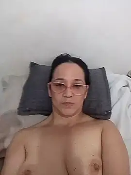 nicolle_milf1978: απευθείας συνομιλία ΧΧΧ