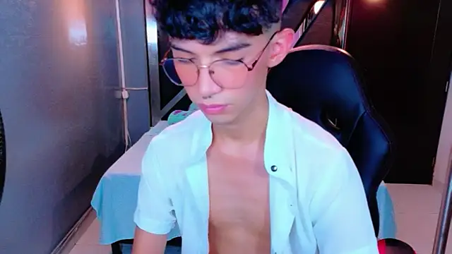 Chat XXX en directo de LiamHeatx