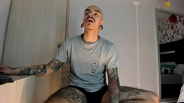 kaletattoo Chat XXX in diretta