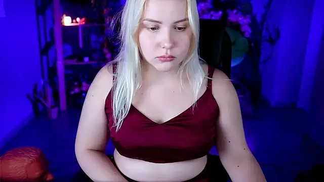 Chat +18 de stellawatts ao vivo
