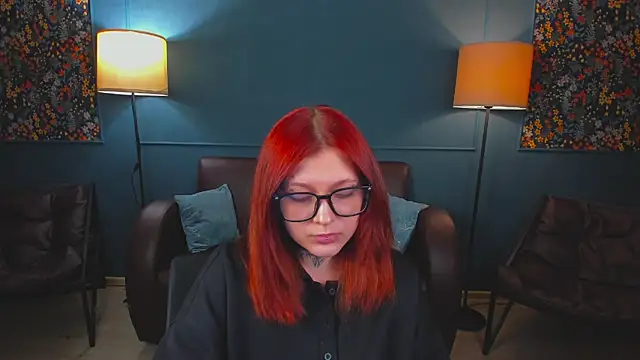 Chat +18 de SarahDeen1 ao vivo