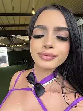 XXX chat uživo modela BustyAngelXXX