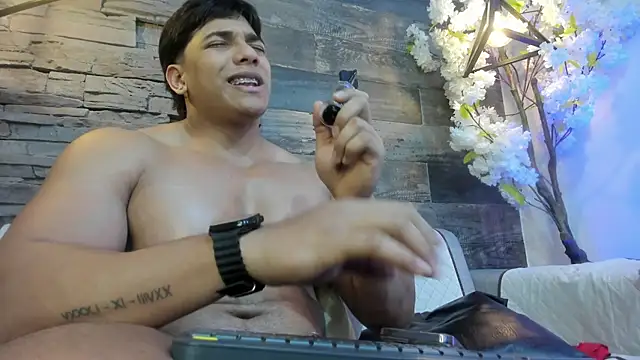 Онлайн чат XXX JacobStonne