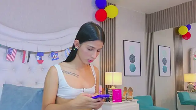 CaitlynMiller Live XXX Chat