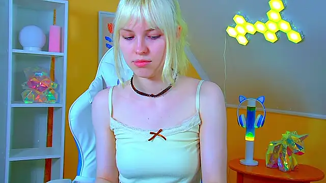 HannahHollis Adlı Modelin Canlı XXX Sohbeti