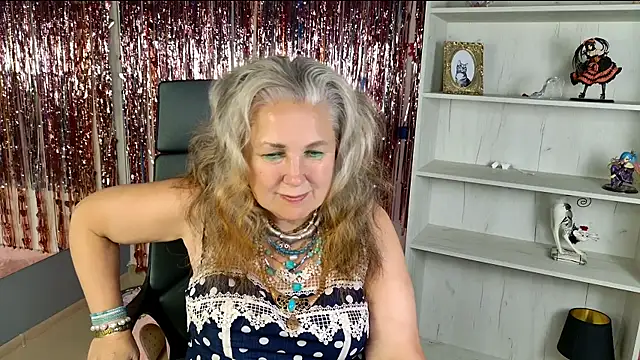 LilaMaharani's Live XXX Chat