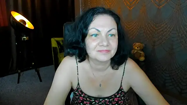 Онлайн чат XXX IrissMoon