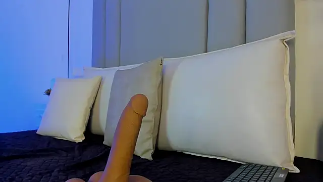 دردشة CannelaSmith الجنسية المباشرة
