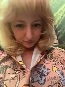 RonnieKiss' Live XXX Chat