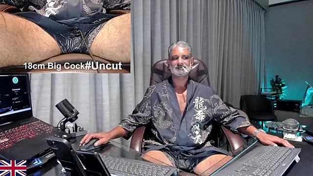 OnlineBossUK 现场XXX聊天