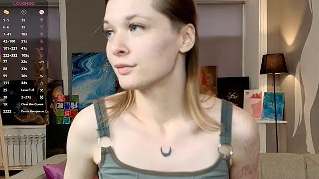 CleopatraHabibi élő XXX-chatje