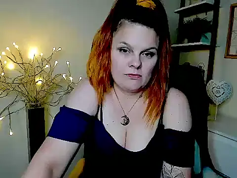 GingerKitten1 élő XXX-chatje