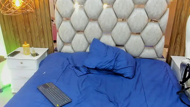 צ'אט XXX בשידור חי של Colby_driscoll