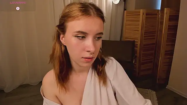 Chatroom XXX en direct de miraiakik