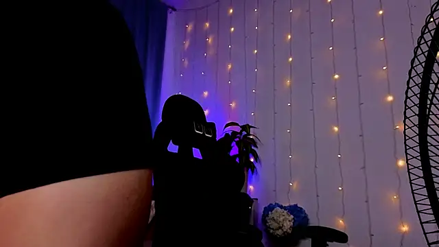 Monica_Venom Chat XXX in diretta