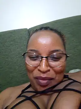 Goddess_of_Hearts – Naživo XXX chat