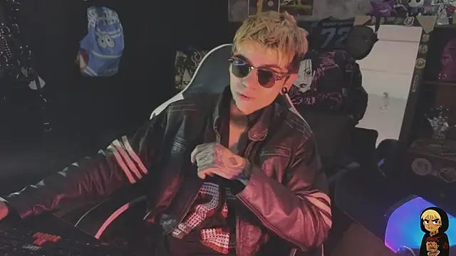 Онлайн чат XXX AcidMilo