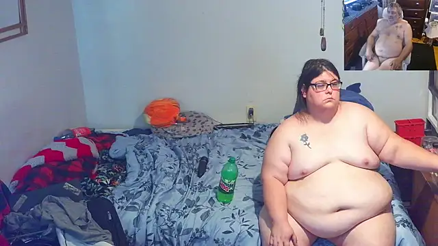 Jamesandjadethomas79's Webcam Show