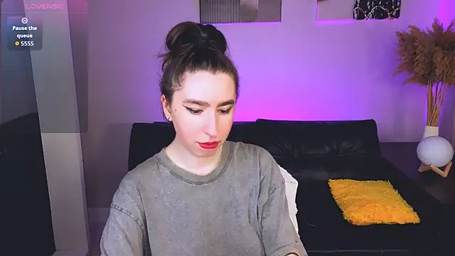 Chat XXX en directo de Lily_xBabe