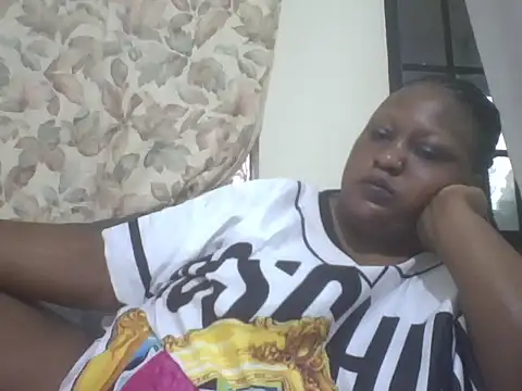 fat_ebonyqueen's Live XXX Chat