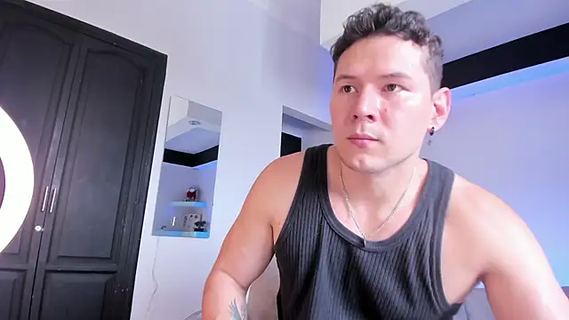 Živý XXX chat Izui_Pierce