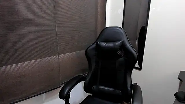 KendricTorres – Naživo XXX chat