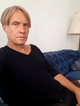 Jeppe555 live XXX chat