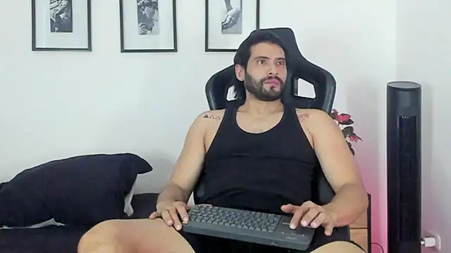 แชท XXX สดของ Dereck_vega