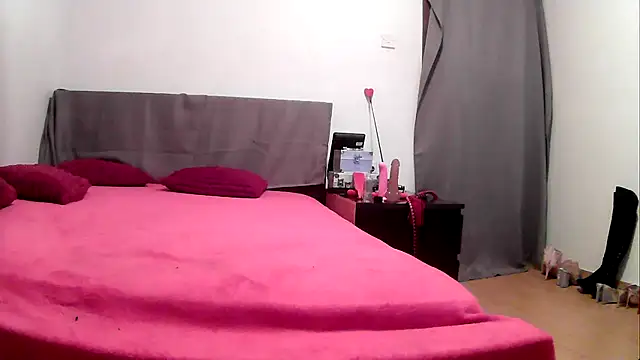Chat +18 de Miss_GloriaDream ao vivo