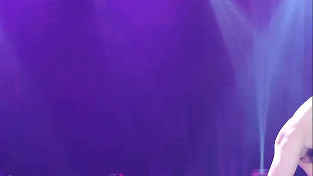 AOA-TYR 现场XXX聊天