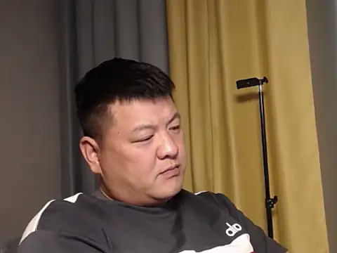 zhang1118 XXX чат на живо
