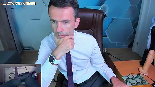 Živý XXX chat SteveTiger