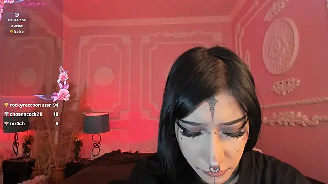 Kat_VonDe Live XXX-chat