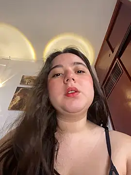 LunaGil1 XXX чат на живо