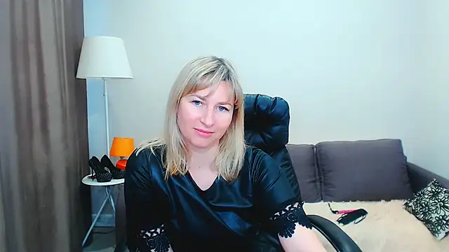 Chat XXX en directo de Incredible_Ariela