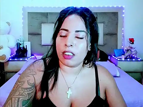 Chatroom XXX en direct de indiantopaz694u