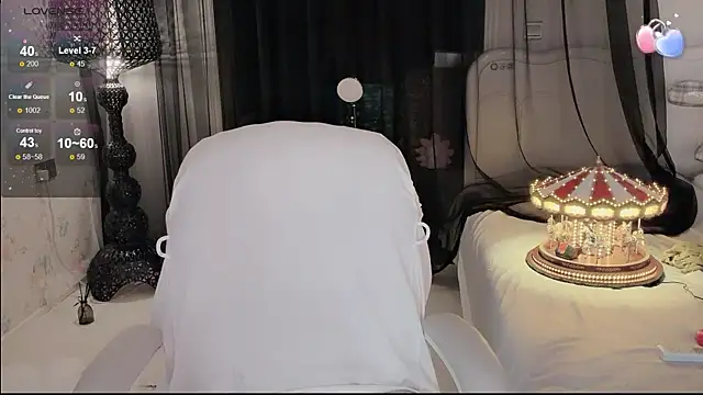 Chat XXX en directo de Marui-