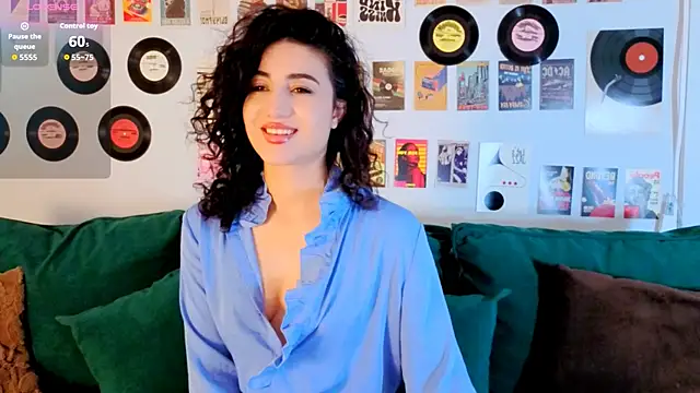 Maya_Rogerss' Live XXX Chat