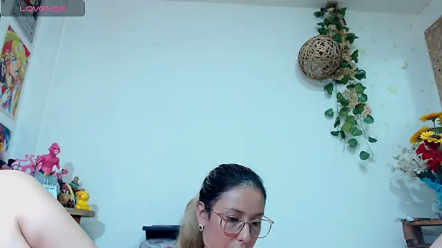 צ'אט XXX בשידור חי של Amy_mur
