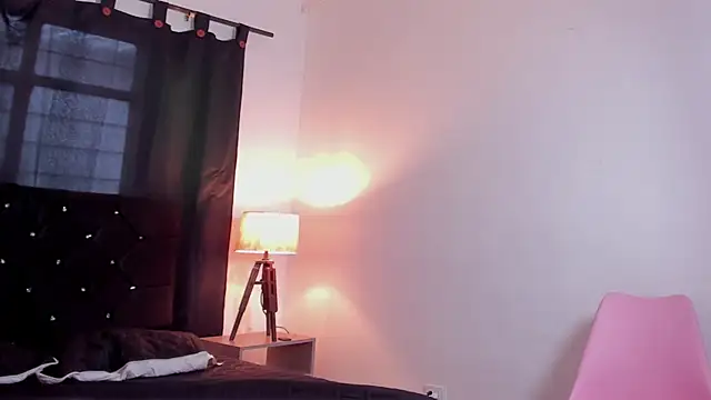 EvelynBlak1 Chat XXX live