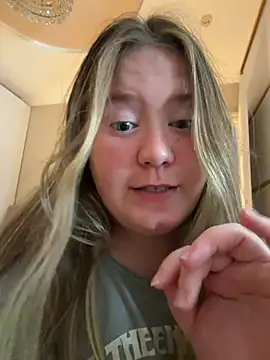 remirann_'s Live XXX Chat