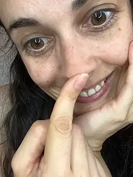 WarmVenus Chat XXX live