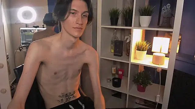 โชว์เว็บแคมของ John__Strong