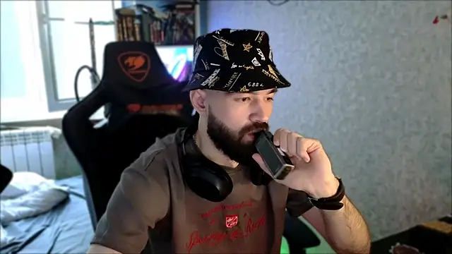 Chat XXX Live _Serious_Man