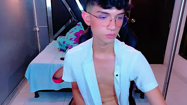 LiamHeatx Chat XXX live
