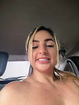 sammyqueenx21: онлайн-секс-чат