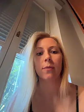 Chat XXX en directo de TrueSexyCrime