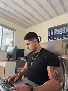 Dimitri_Colleman Chat XXX in diretta