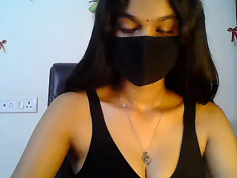 Hot_Deepansi02's Live XXX Chat